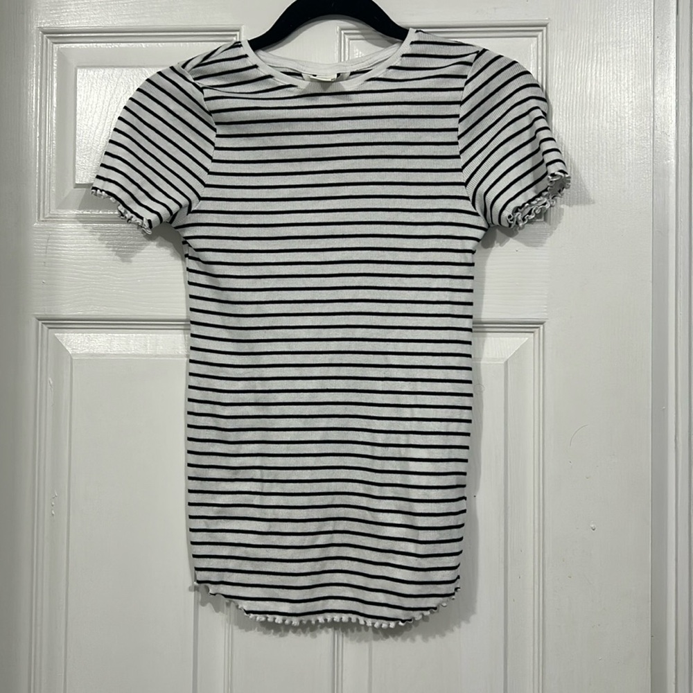 H&M maternity shirt